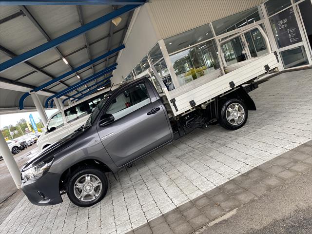 2016 Toyota HiLux Workmate Cab Chassis Image 9