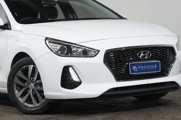 2018 [THIS VEHICLE IS SOLD] image 2