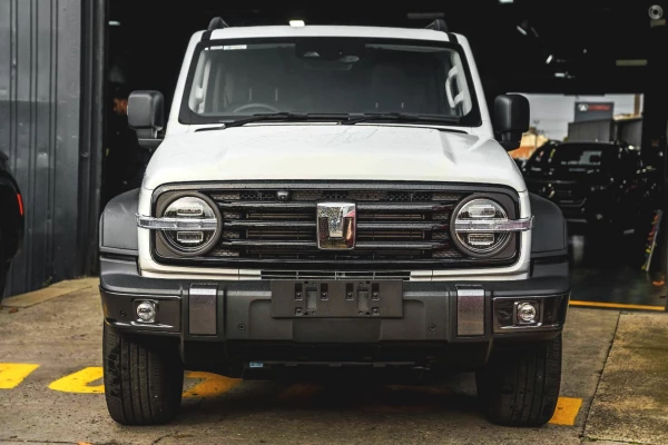 2026 GWM Tank 300 P01 Lux Hi4-T PHEV SUV Image 2