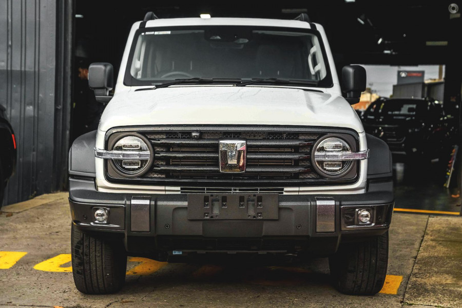 2026 GWM Tank 300 P01 Lux Hi4-T PHEV SUV Image 2