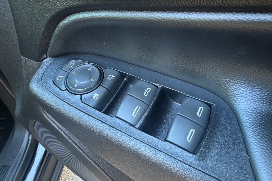 2018 Holden Equinox EQ LT SUV Image 16