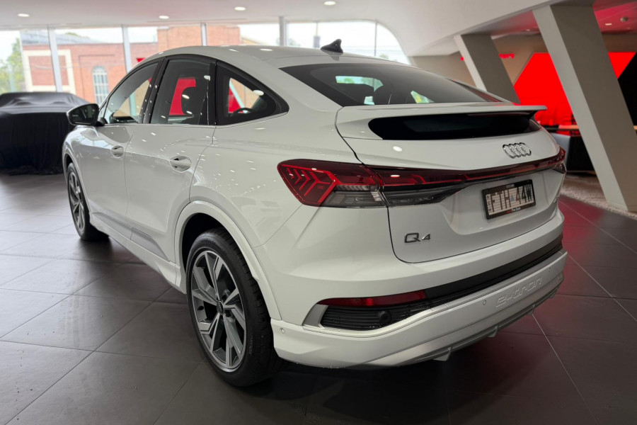 2025 Audi Q4 e-tron F4 45 SUV