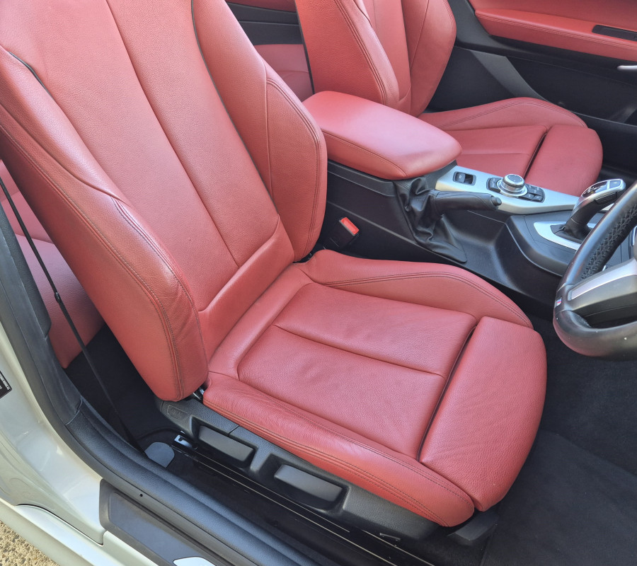 2015 BMW 2 Series F23 Turbo 220i M Sport Convertible Image 12