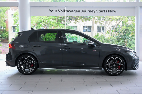 2025 [THIS VEHICLE IS SOLD] image 3