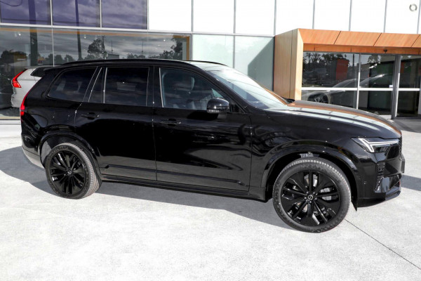 2026 Volvo XC90 L Series Black Edition SUV Image 5