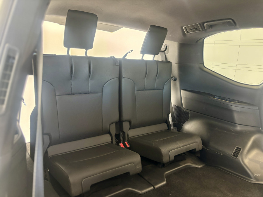 2022 Toyota LandCruiser FJA300R VX SUV Image 27