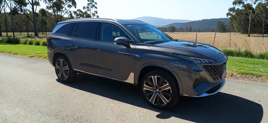 2026 MY25 MG QS IS31 Essence SUV Image 1