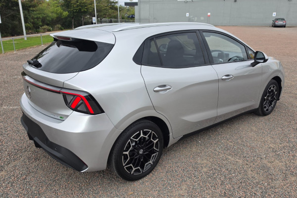 2026 MG MG4 EV Urban AH4E Essence 43 Hatch Image 15