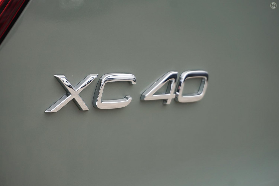 2024 MY25 Volvo XC40 XZ Plus B4 SUV Image 8
