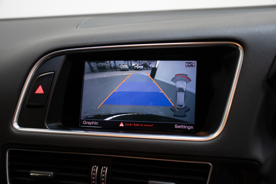 2015 Audi SQ5 TDI SUV Image 24