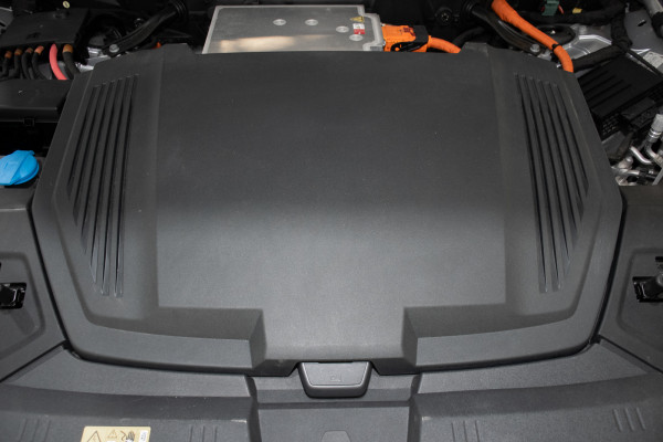 2021 Audi e-tron 55 SUV image 24