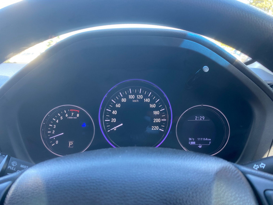 2019 Honda HR-V  VTi SUV Image 12