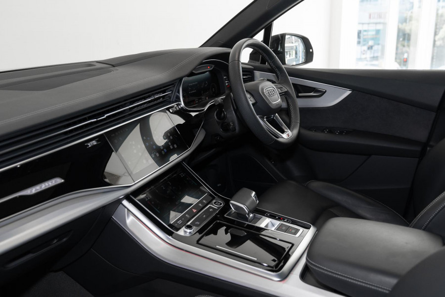 2025 Audi Q7 4M 50 TDI S line SUV
