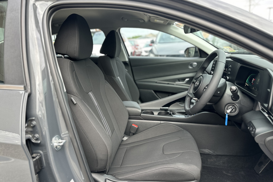 2025 MY24 Hyundai i30 CN7.V2 Hybrid Sedan Image 8