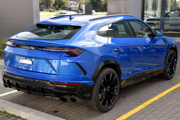 2019 MY20 Lamborghini Urus 636 SUV image 2
