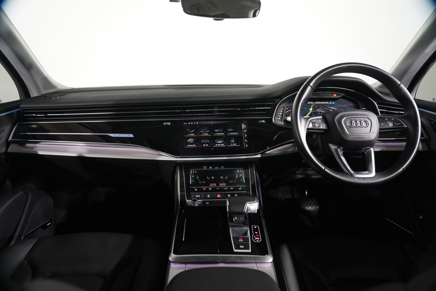 2020 Audi Q7 45 Tdi Quattro SUV Image 14