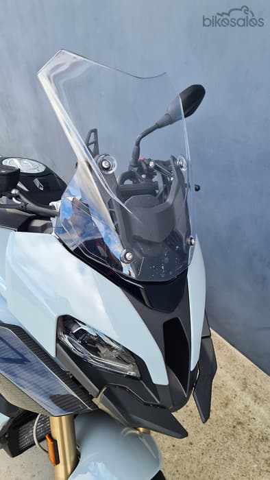 2020 BMW 1000 XR Tour Carbon Motorcycle Image 23
