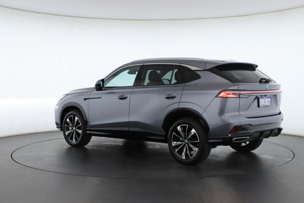 2024 MY25 MG HS AS33 Essence SUV Image 3
