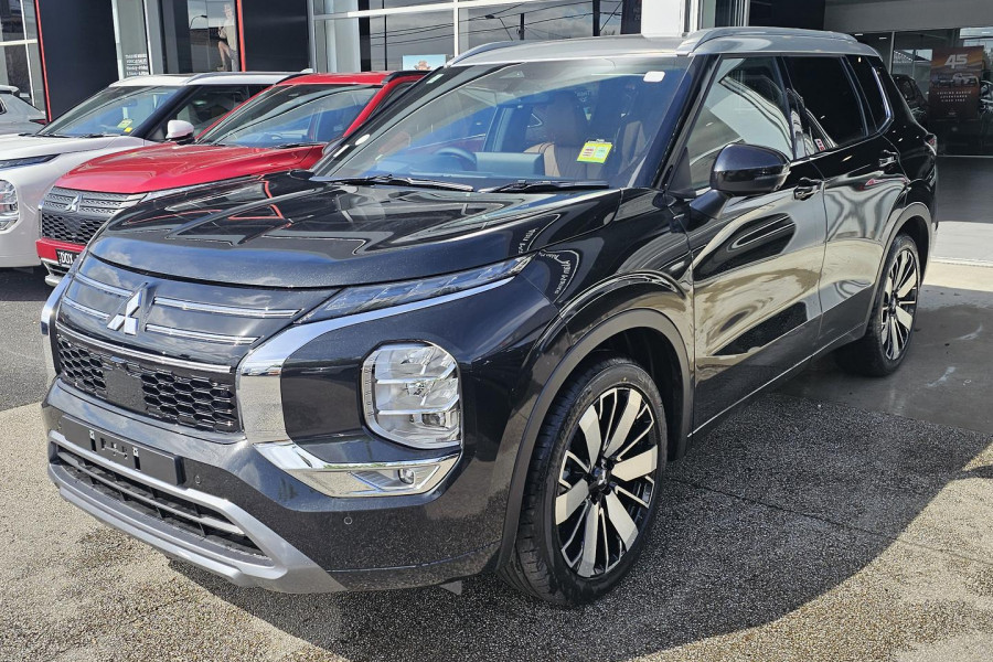 2025 Mitsubishi Outlander ZM Exceed Tourer SUV