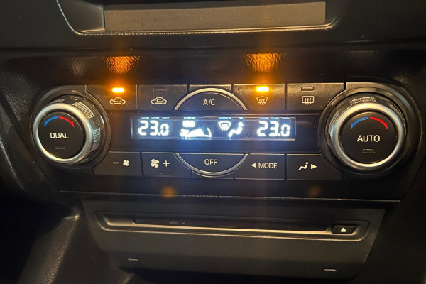 2015 Mazda 3 BM5438 SP25 Hatch Image 14