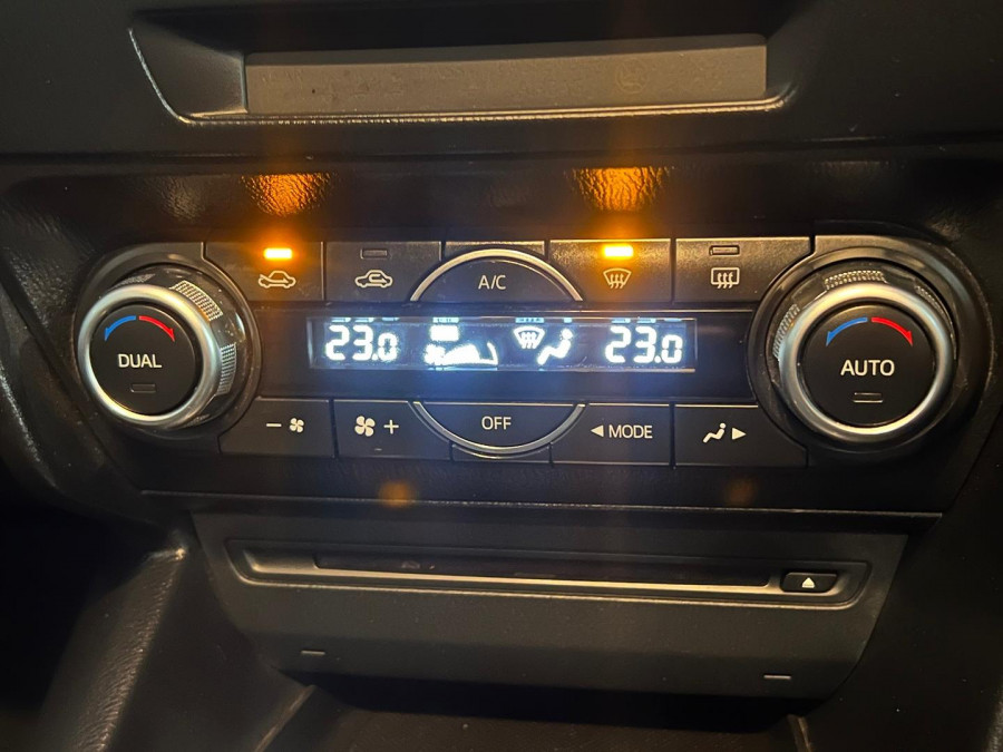 2015 Mazda 3 BM5438 SP25 Hatch Image 14