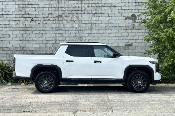 2026 MG U9 Explore Pro Ute Image 2