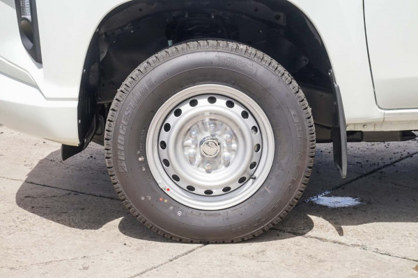 2019 Mitsubishi Triton MR GLX Cab chassis