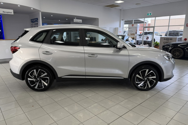 2026 MG ZS Essence Hybrid+ SUV Image 8