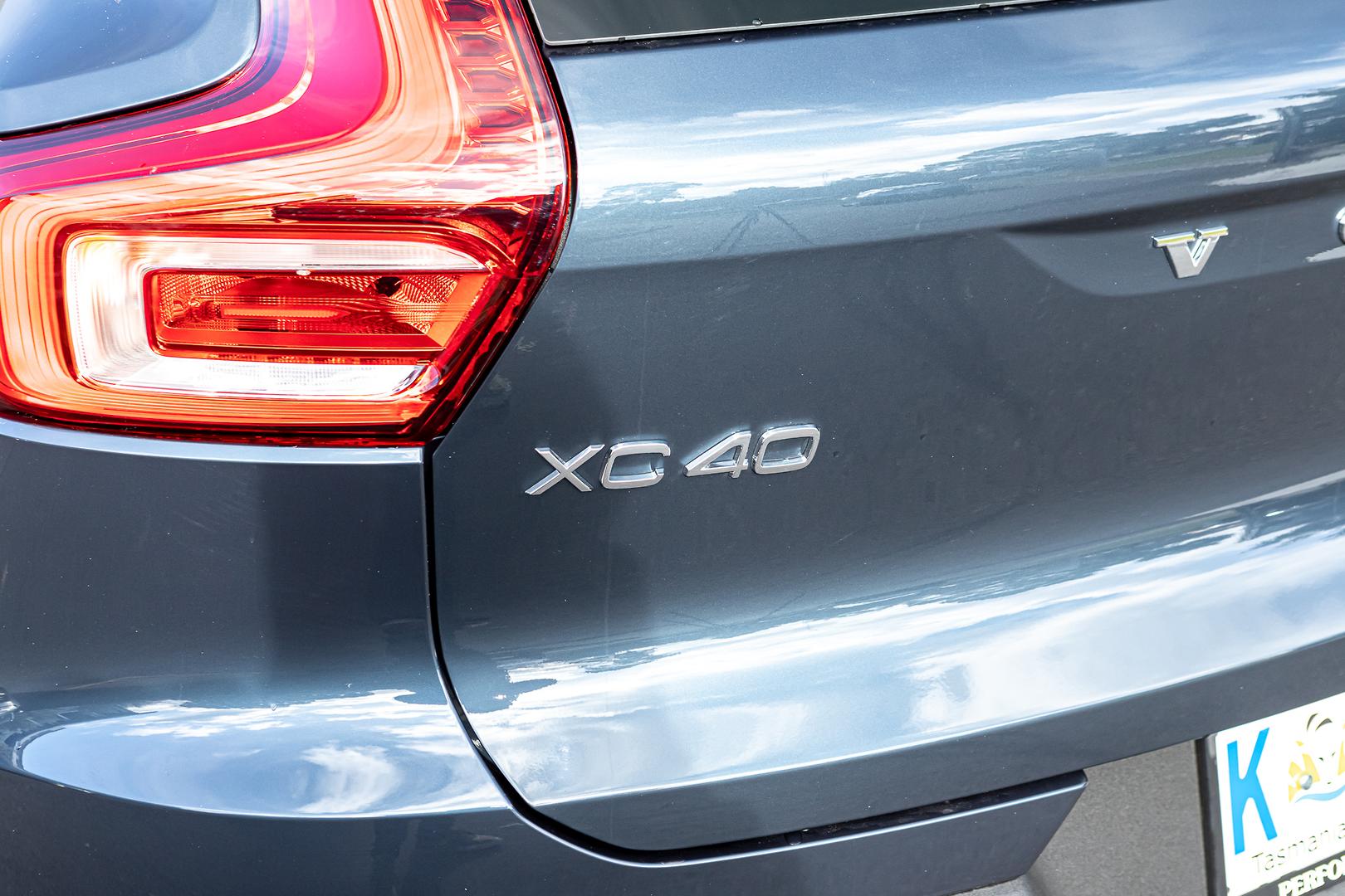 2022 Volvo XC40  T4 Inscription SUV Image 9
