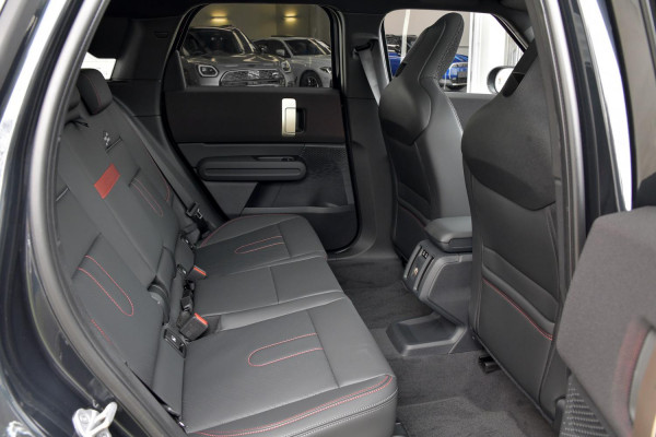 2026 MINI Countryman U25 S JCW Sport SUV image 5