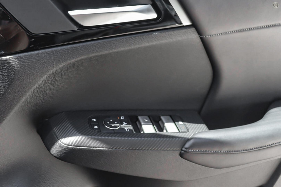 2026 MY25 Mitsubishi Outlander ZM Aspire SUV Image 15