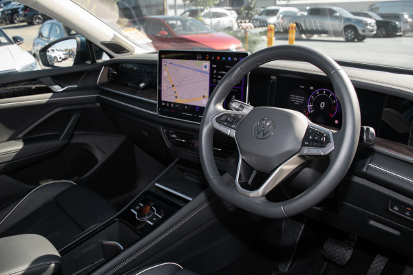 2025 MY26 Volkswagen Tayron R4 150TSI Elegance SUV image 6