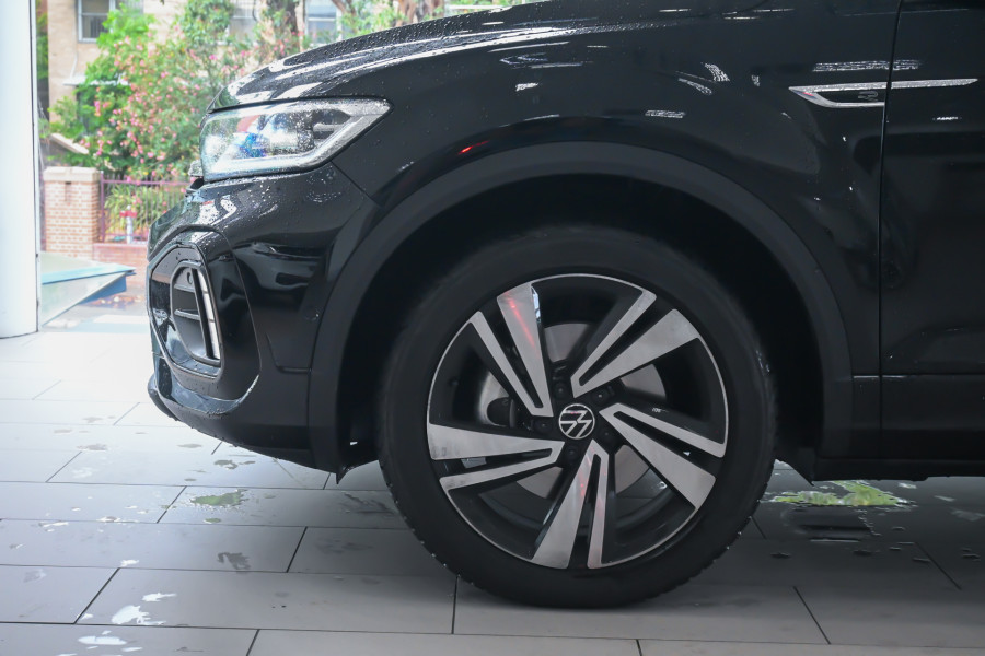 2025 Volkswagen T-Roc 140TSI R-Line SUV Image 25