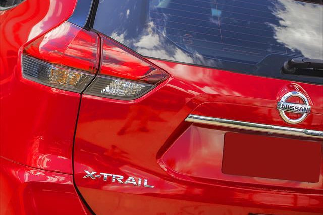 2021 Nissan X-TRAIL ST