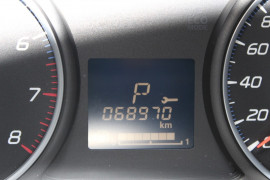 2014 Mitsubishi Outlander ZJ ES Suv