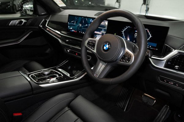 2026 BMW X7 G07 LCI xDrive40d M Sport SUV image 6