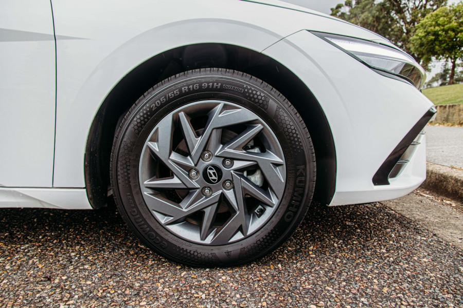 2023 MY24 Hyundai i30 CN7.V2 Hybrid Sedan Image 23