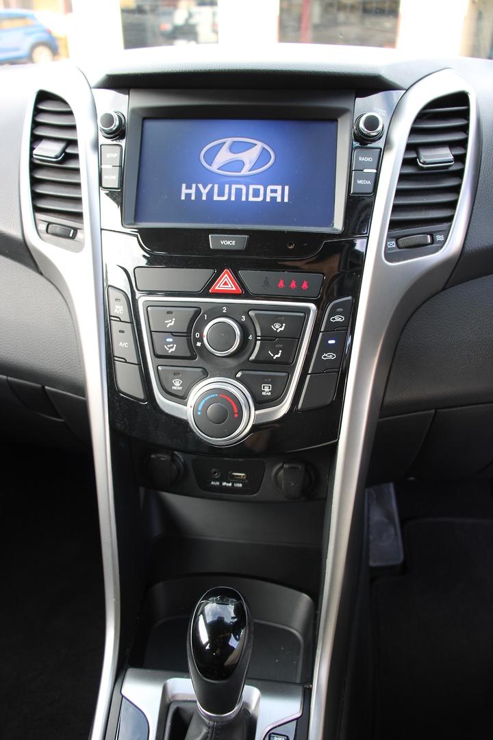 2016 MY17 Hyundai i30 GD4 Series II Active X Hatch Image 23