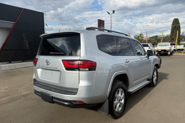2023 Toyota LandCruiser FJA300R GXL SUV Image 7