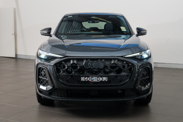 2026 Audi Q5 e-hybrid 270kW SUV image 4