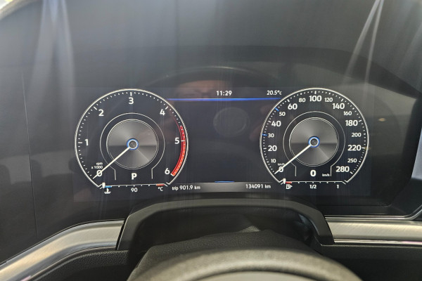 2020 MY21 Volkswagen Touareg CR 210TDI Elegance SUV Image 13