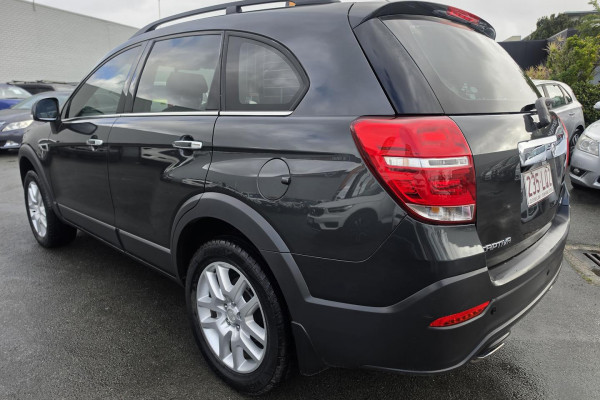 2017 MY18 Holden Captiva CG Active SUV Image 9