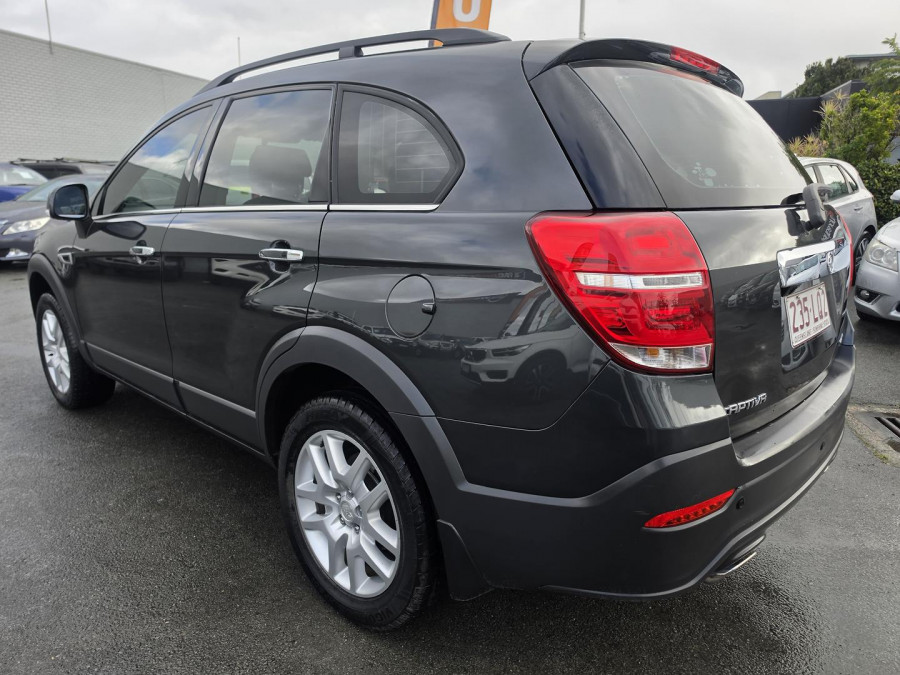 2017 MY18 Holden Captiva CG Active SUV Image 9