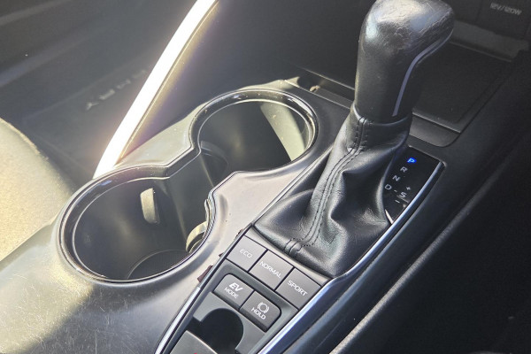 2019 MY18 Toyota Camry AXVH71R Ascent Sport Sedan Image 16