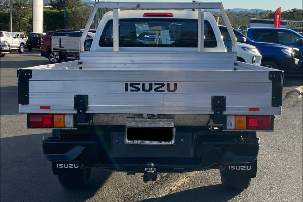 2021 Isuzu D-MAX RG SX High Ride Cab Chassis Image 6