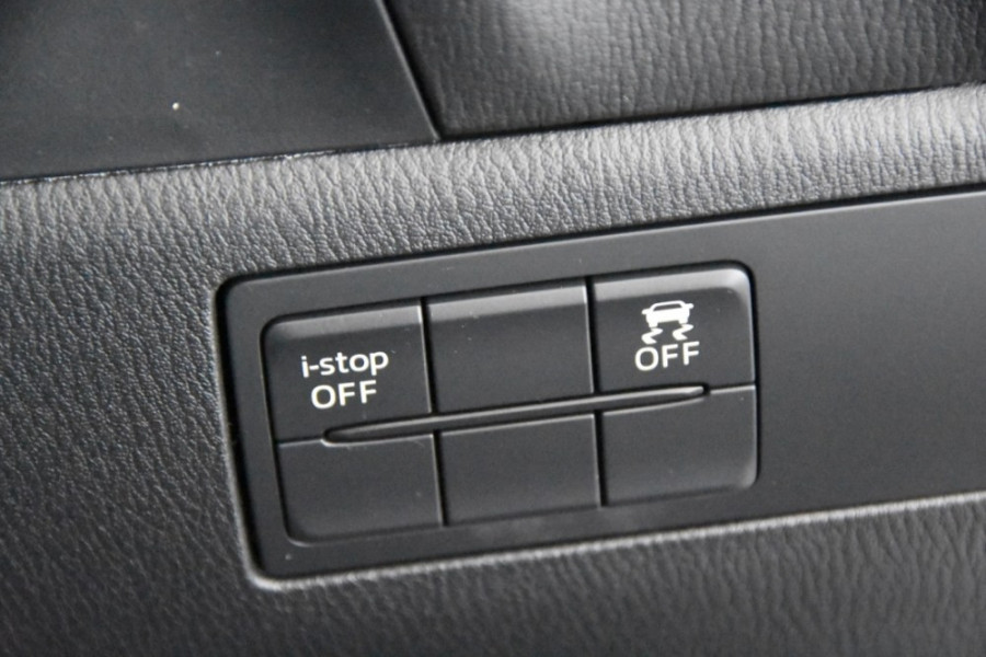 2017 Mazda 3 BN5238 SP25 Sedan Image 15