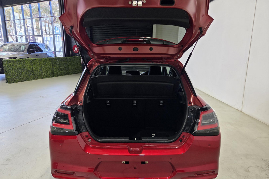 2024 Suzuki Swift Hybrid UZ Hybrid Plus Hatch Image 6