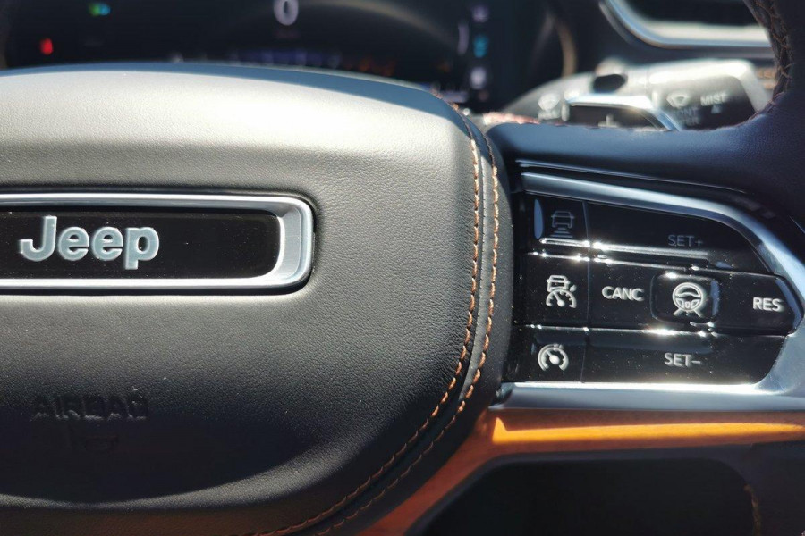 2022 MY23 Jeep Grand Cherokee WL Summit Reserve 4xe SUV Image 18
