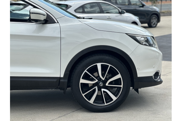 2015 Nissan QASHQAI J11 TL SUV Image 5