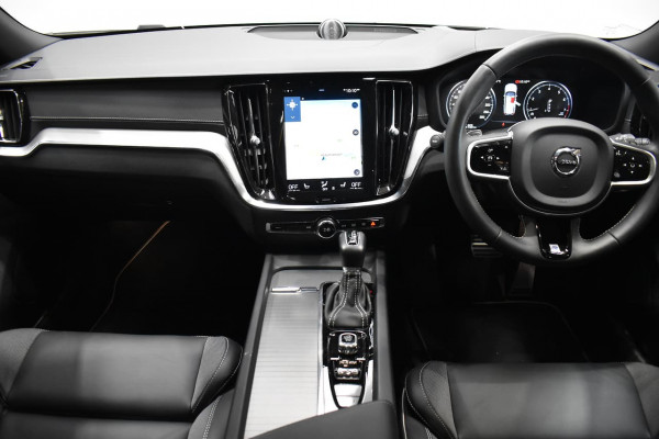 2019 Volvo V60 (No Series) MY20 T5 R-Design Wagon Image 2